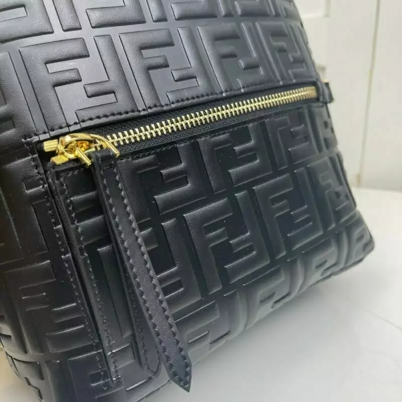 fendi aaa qualite sac a dos  pour femme s_b5b6a53